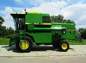 John Deere 1072 Spécifications