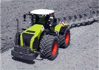 Claas Xerion 4500 Spécifications